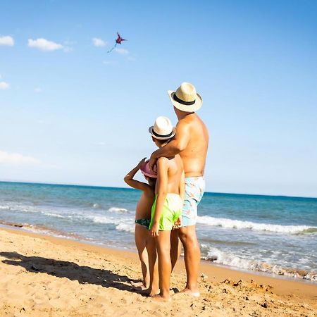 Triscinamare Hotel Residence Екстериор снимка