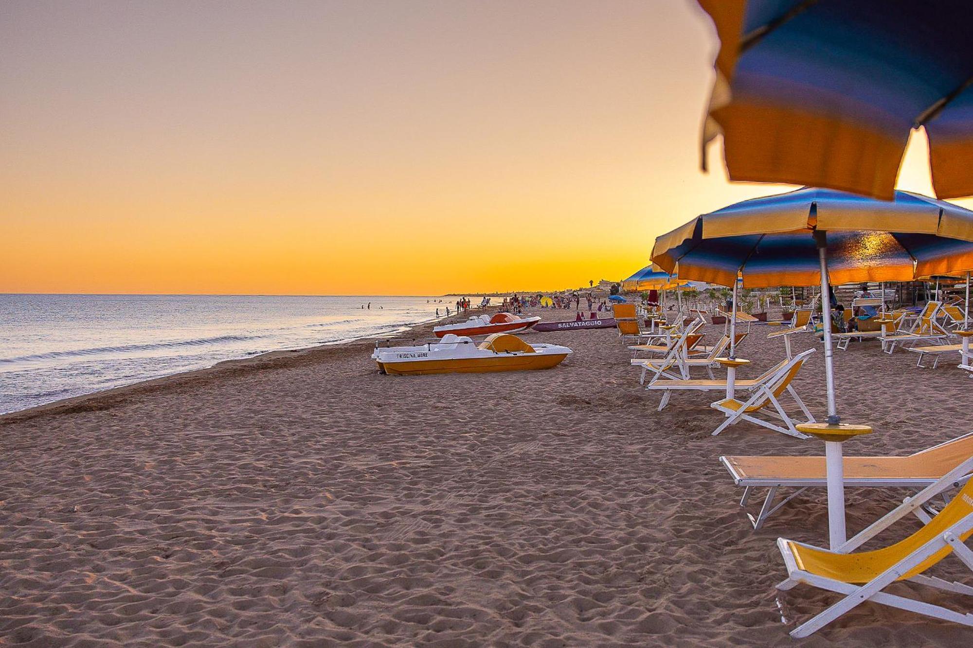 Triscinamare Hotel Residence Екстериор снимка
